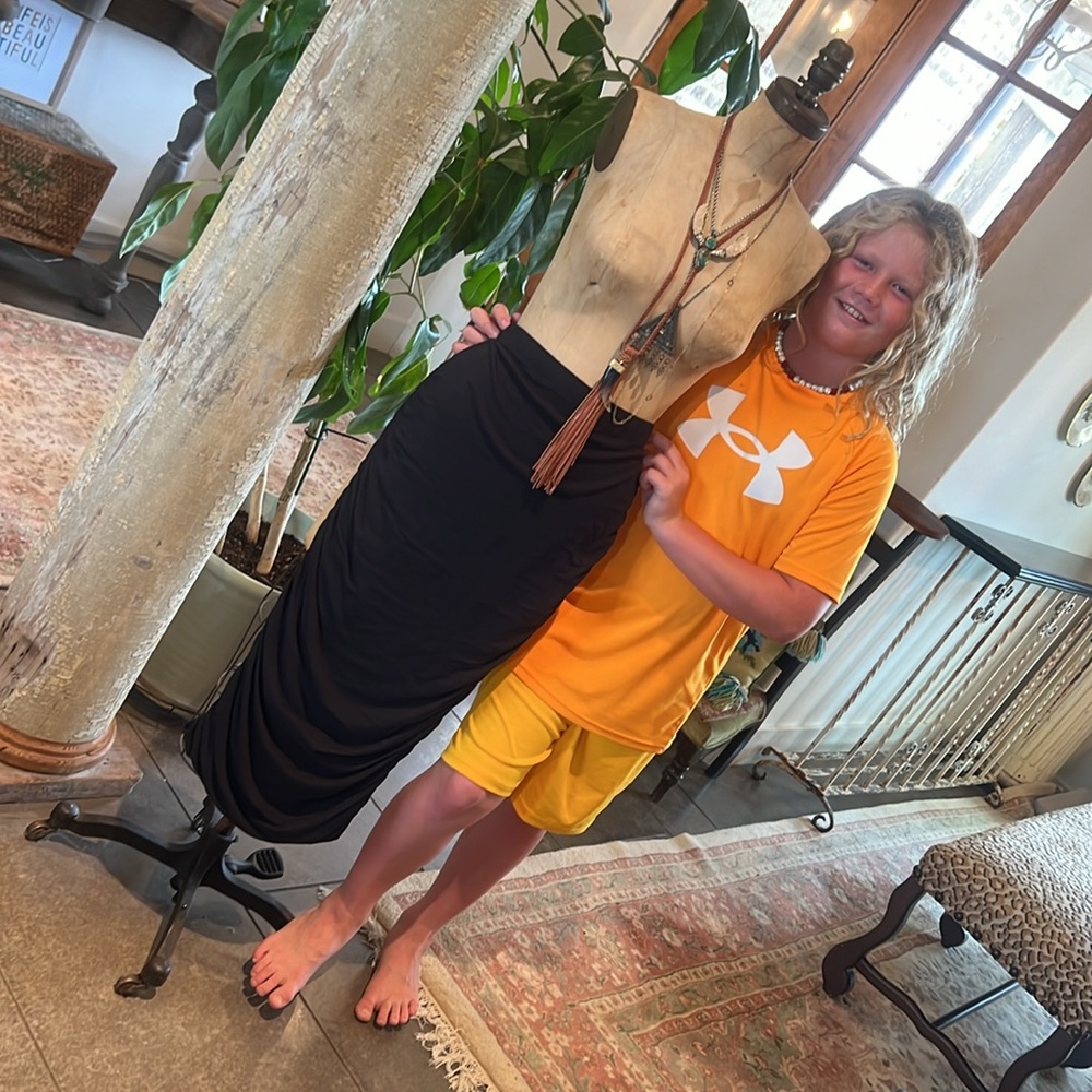 Velvet Graham & Spencer black super soft cotton pencil skirt with ruching! - Picture 13 of 14